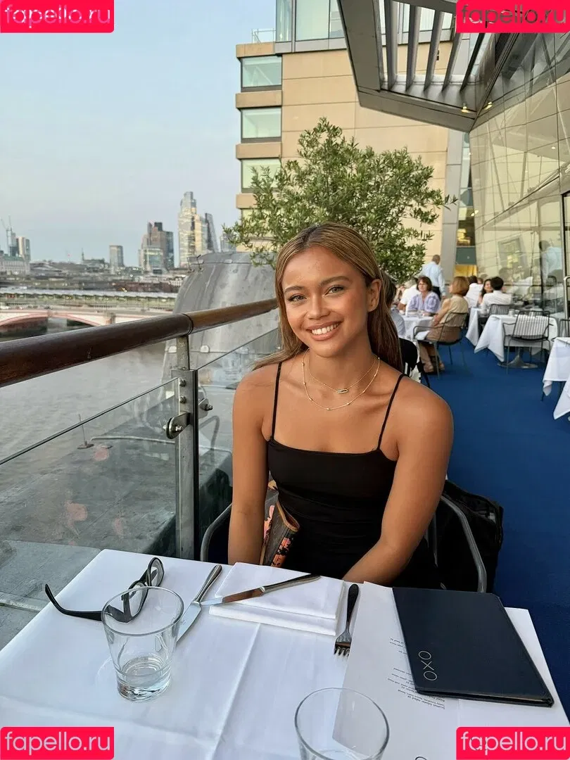 Bianca Bustamante / Racerbia Onlyfans Photo Gallery 