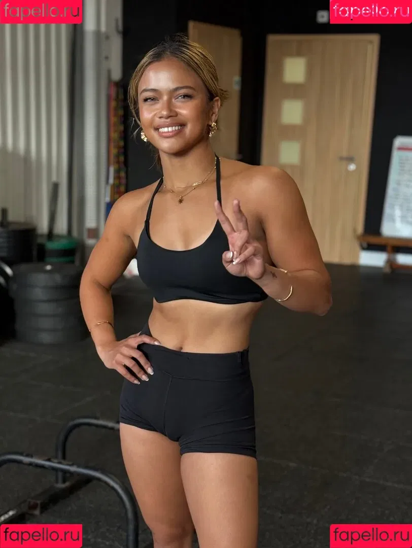 Bianca Bustamante / Racerbia Onlyfans Photo Gallery 