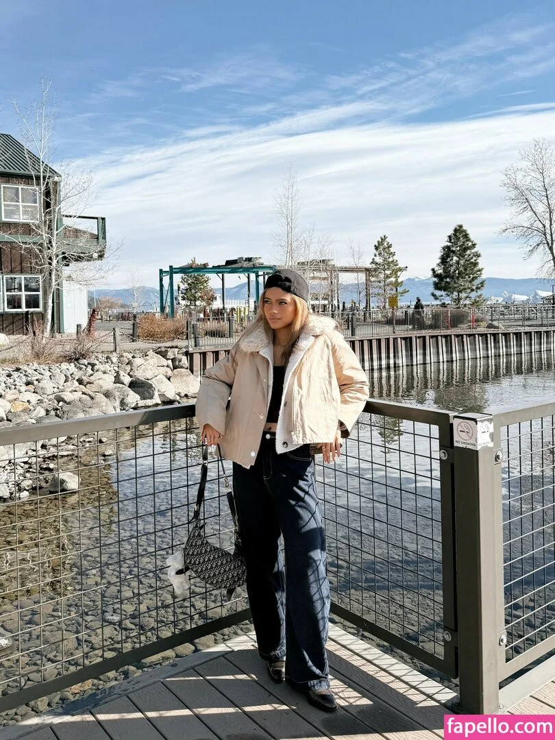 Bianca Bustamante / Racerbia Onlyfans Photo Gallery 