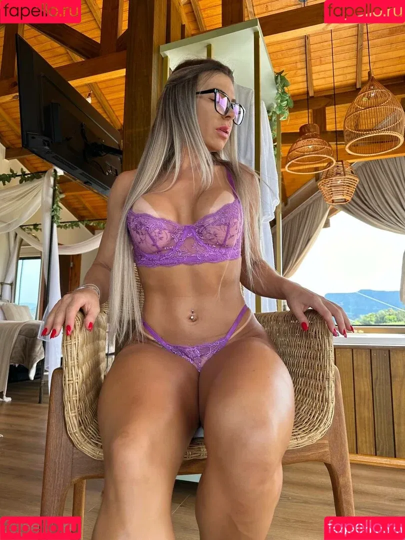 Discussão / Maikelly Muhl / maikelly.munhl / maikellymuhl / maikellymuhl6 Onlyfans Photo Gallery 