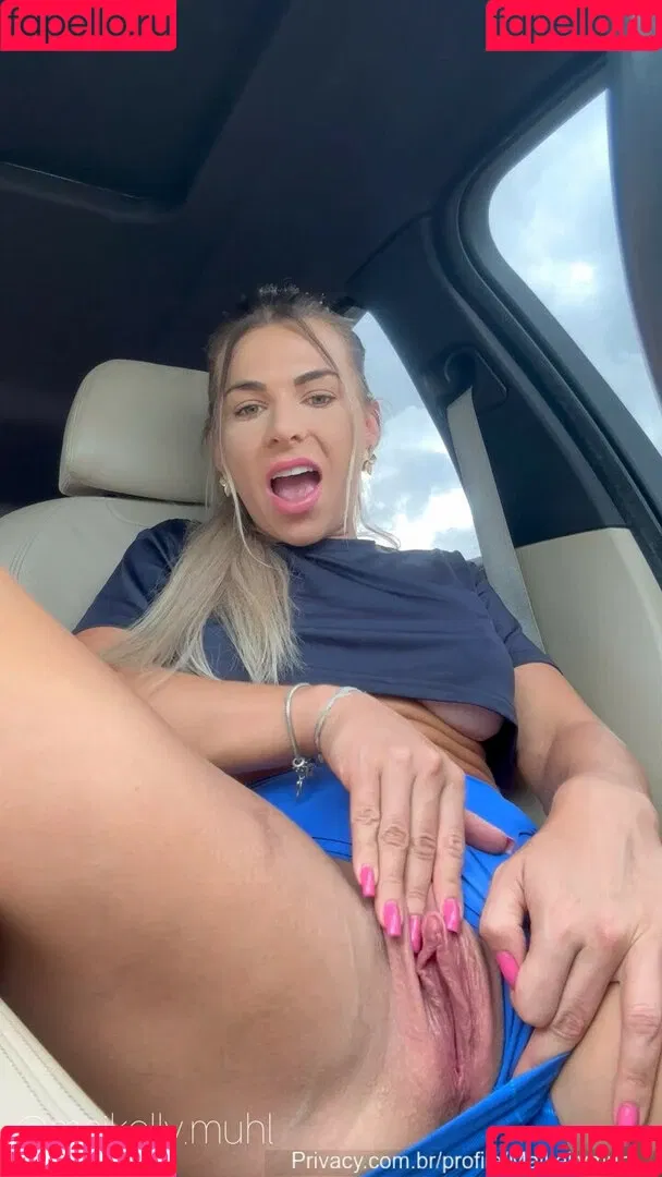 Discussão / Maikelly Muhl / maikelly.munhl / maikellymuhl / maikellymuhl6 Onlyfans Photo Gallery 