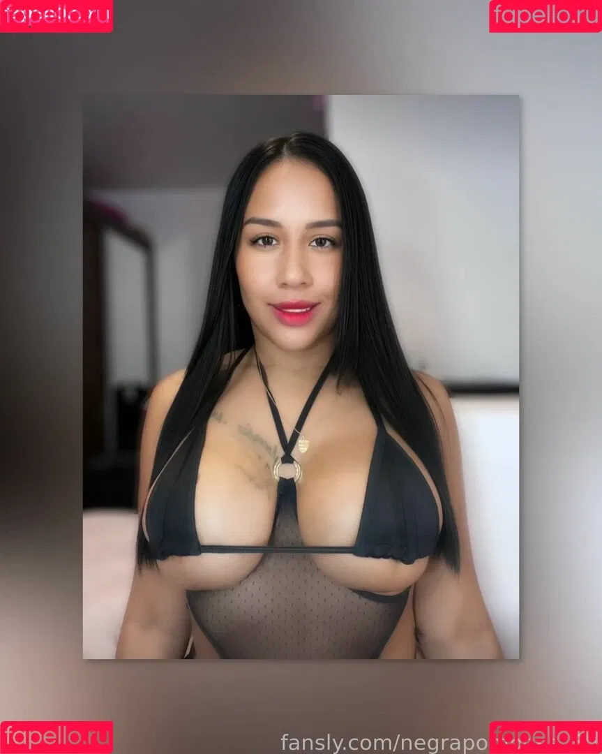 dshewaspretty / negrapomposa_30 Onlyfans Photo Gallery 