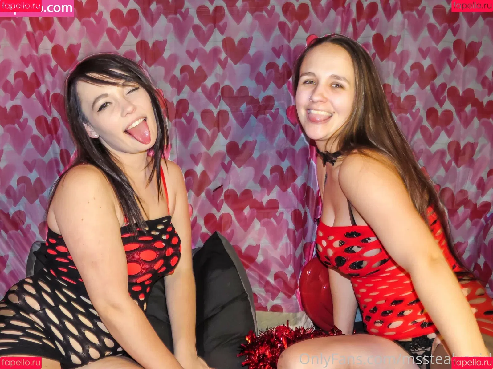 halesfyi / msstealyagirl Onlyfans Photo Gallery 