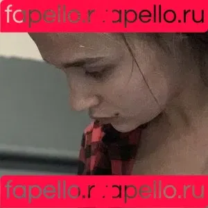 halesfyi / msstealyagirl Onlyfans Photo Gallery 