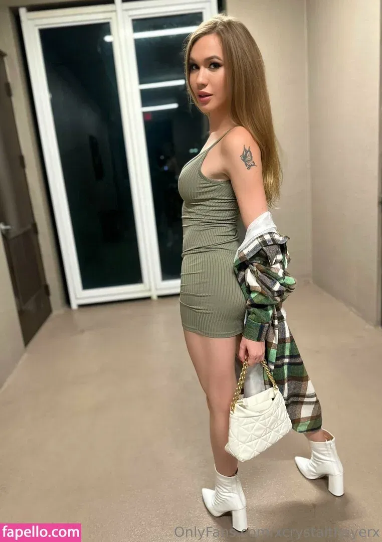crystalthayerofficial / xcrystalthayerx Onlyfans Photo Gallery 