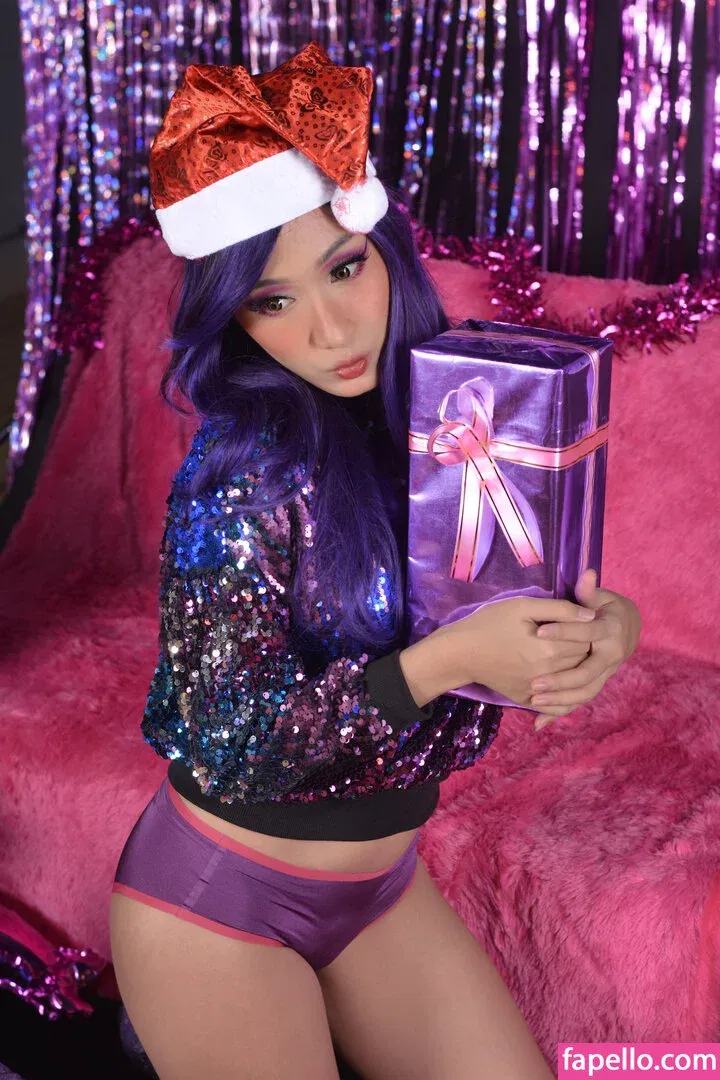 lolalustt / lylalustt Onlyfans Photo Gallery 