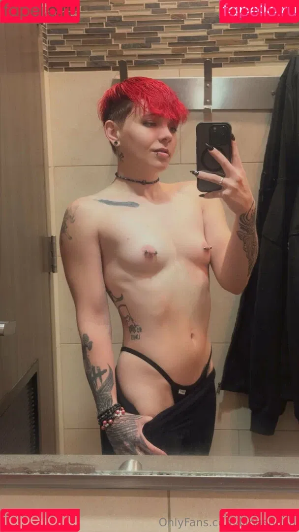 lilpushpop / the.lilpushpop Onlyfans Photo Gallery 