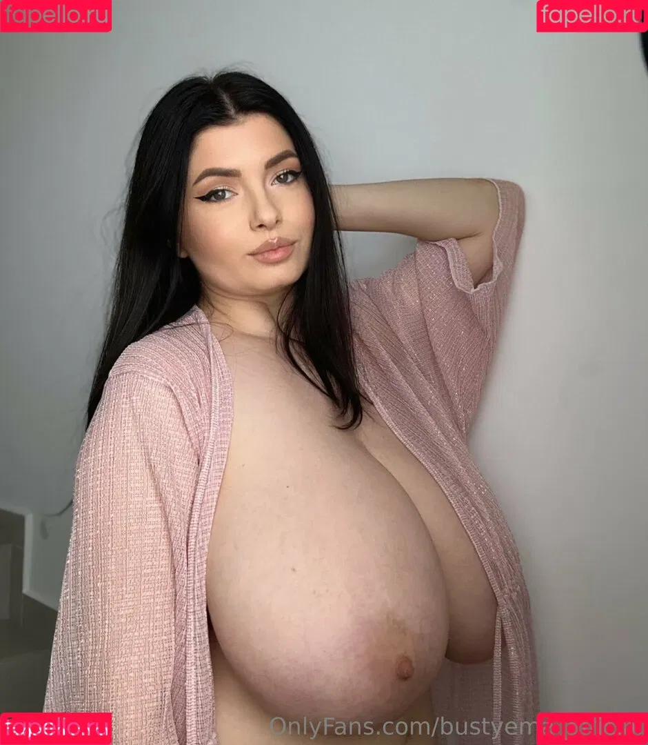 Busty Ema / busty_model_ / bustyema Onlyfans Photo Gallery 