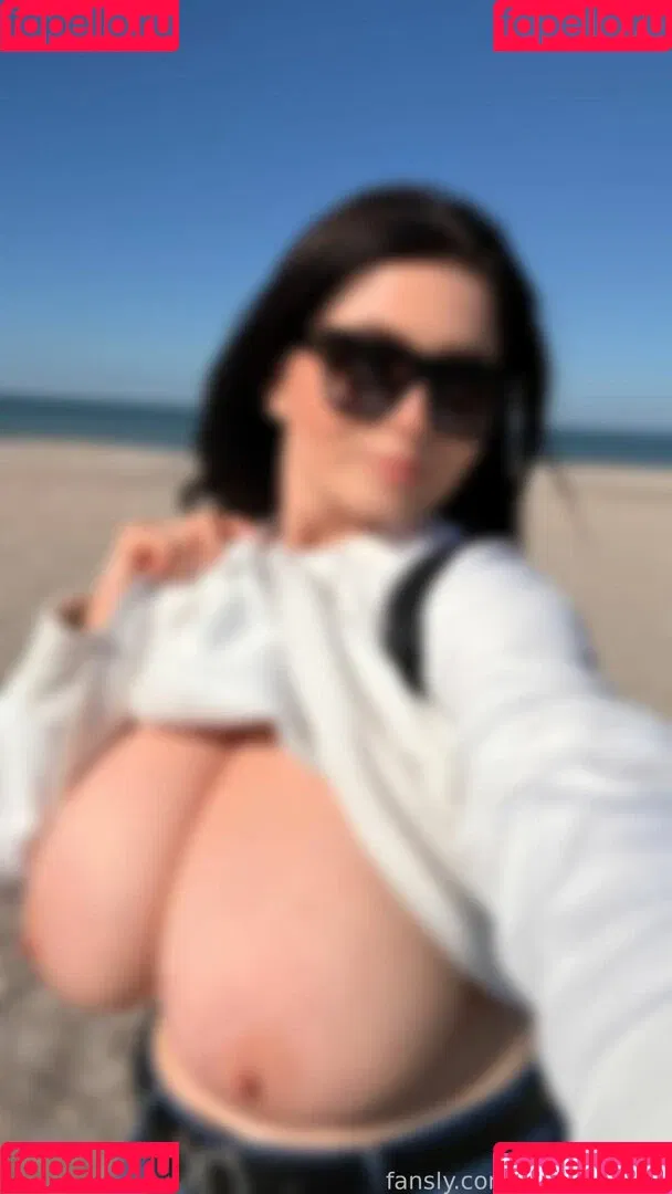 Busty Ema / busty_model_ / bustyema Onlyfans Photo Gallery 