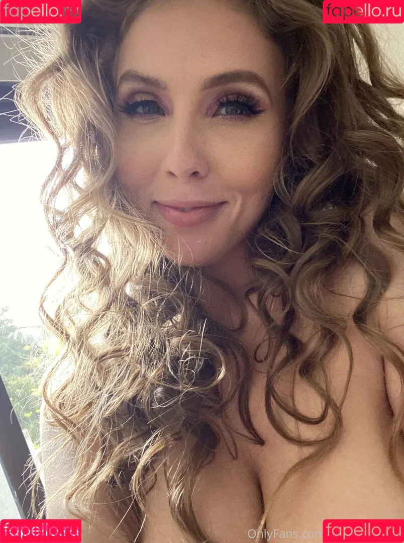 lenaisapeach / lenapaulxo Onlyfans Photo Gallery 