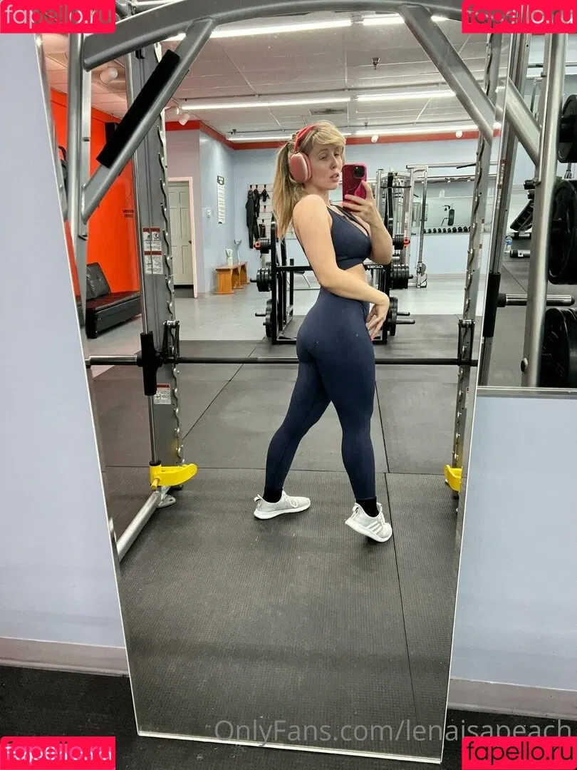lenaisapeach / lenapaulxo Onlyfans Photo Gallery 