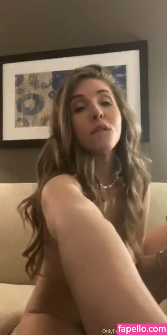 lenaisapeach / lenapaulxo Onlyfans Photo Gallery 