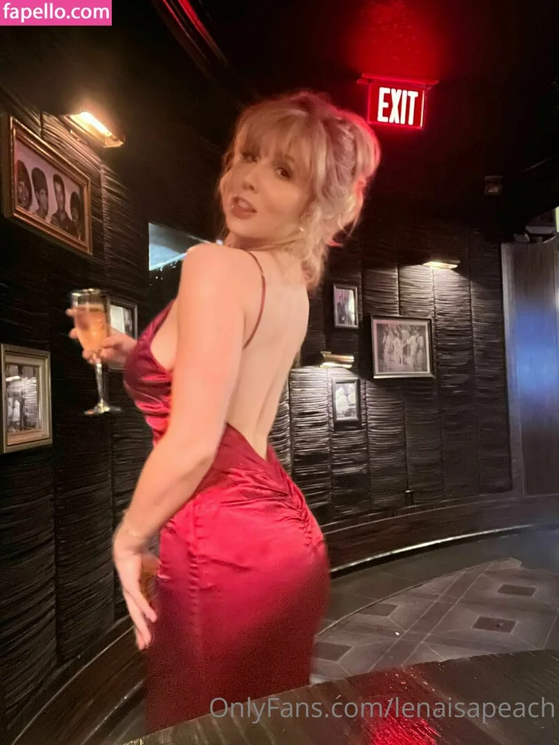 lenaisapeach / lenapaulxo Onlyfans Photo Gallery 