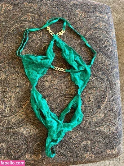 lenaisapeach / lenapaulxo Onlyfans Photo Gallery 