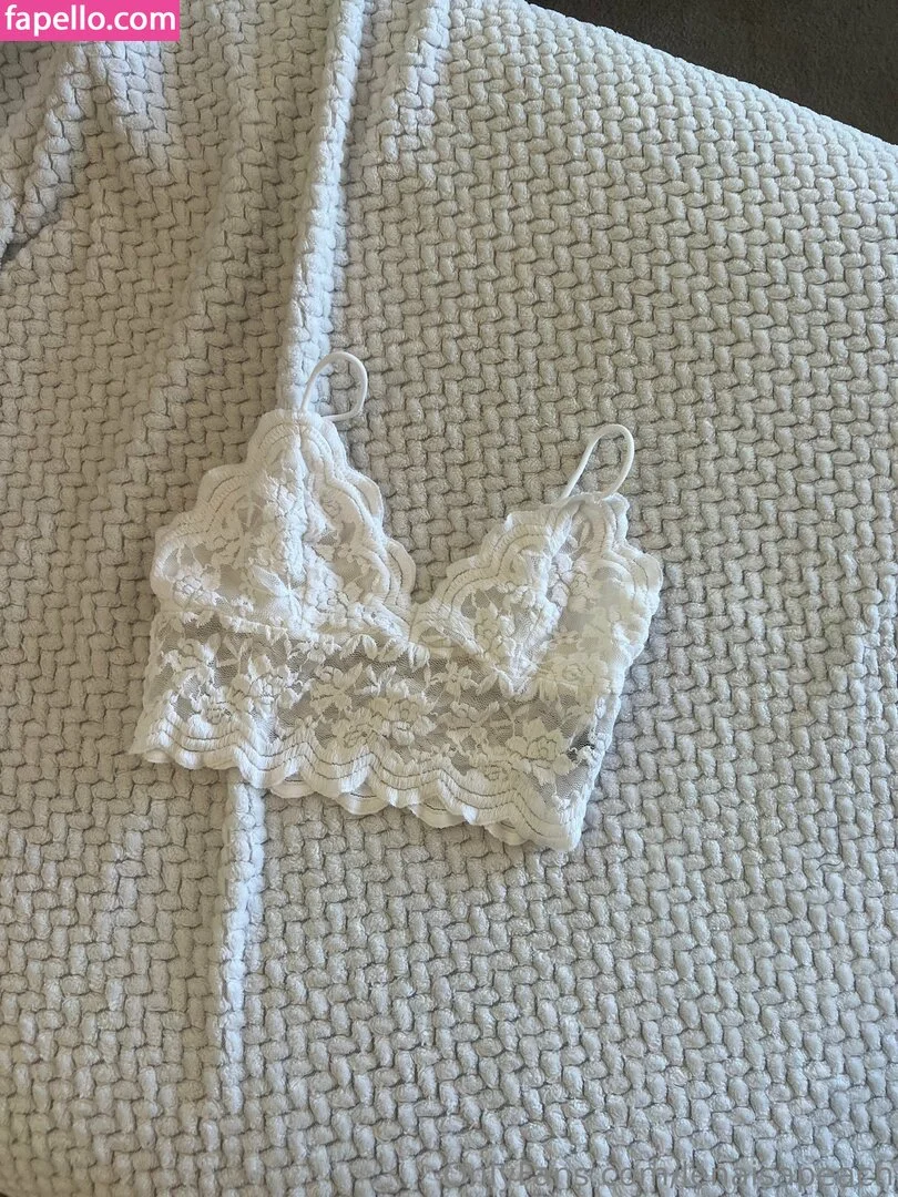 lenaisapeach / lenapaulxo Onlyfans Photo Gallery 