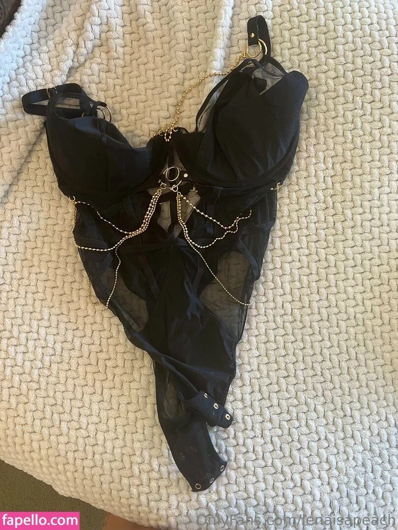 lenaisapeach / lenapaulxo Onlyfans Photo Gallery 