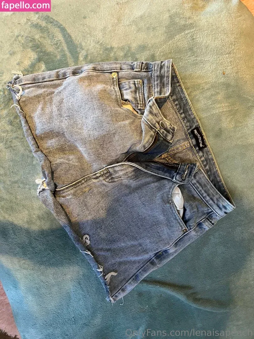 lenaisapeach / lenapaulxo Onlyfans Photo Gallery 