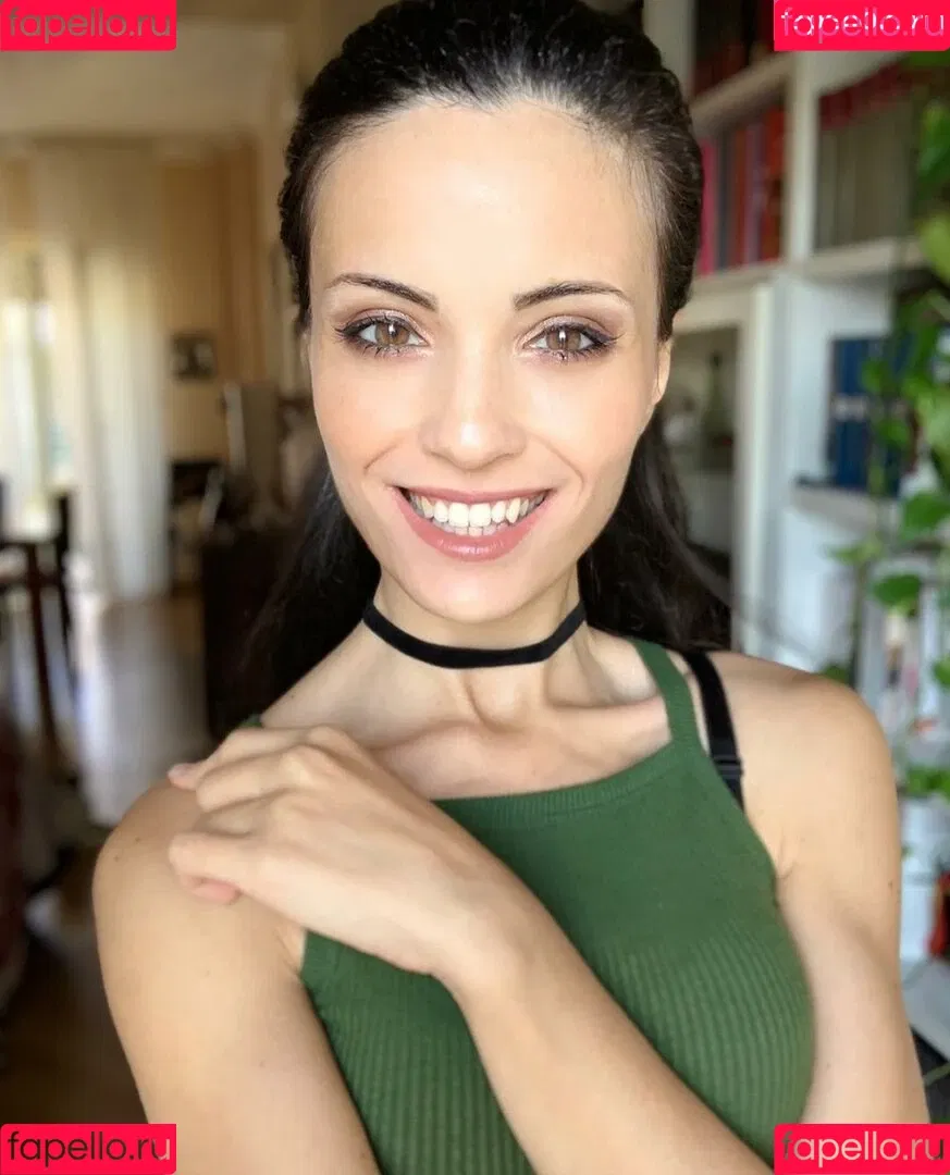 Kafkanya / danilacattani Onlyfans Photo Gallery 
