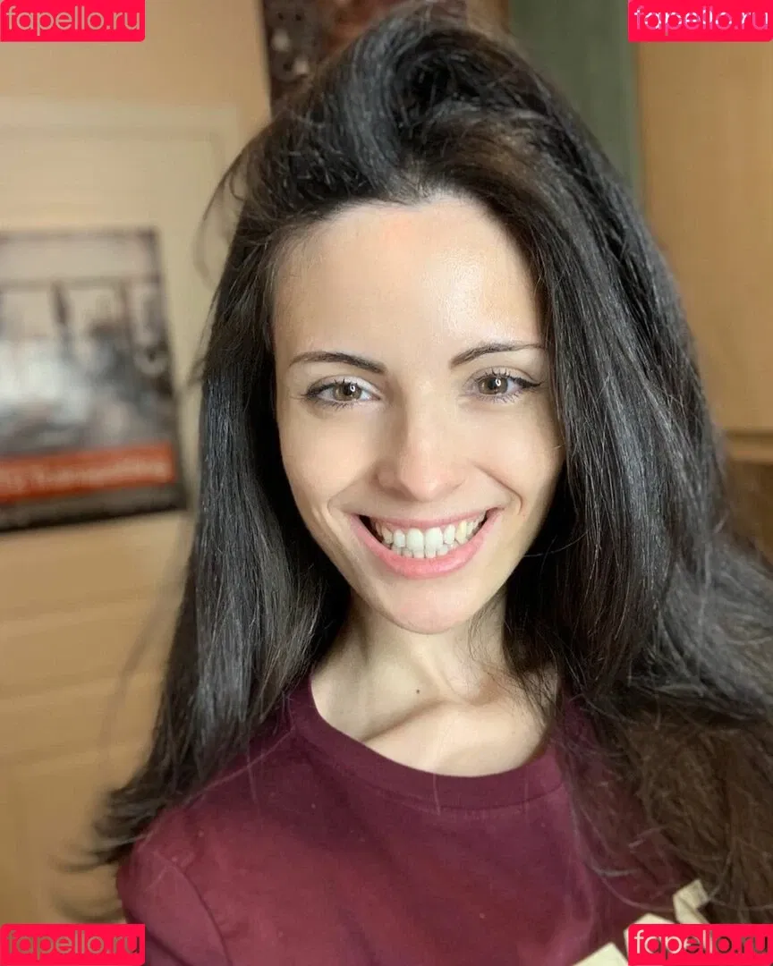 Kafkanya / danilacattani Onlyfans Photo Gallery 