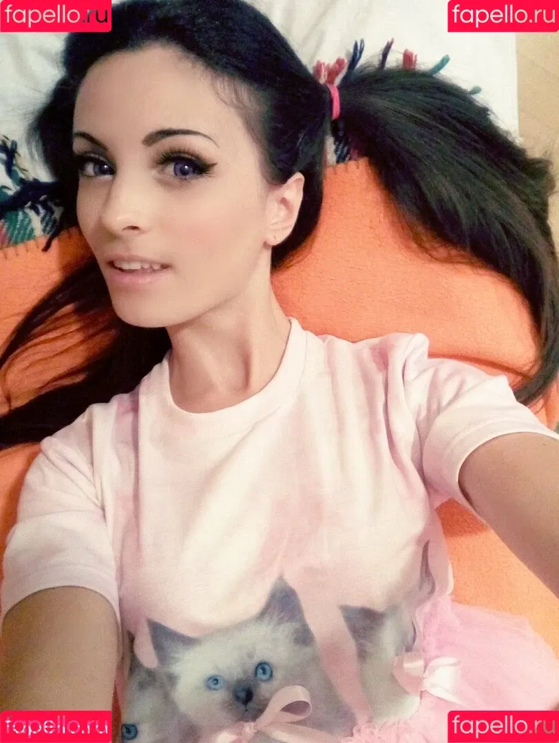 Kafkanya / danilacattani Onlyfans Photo Gallery 