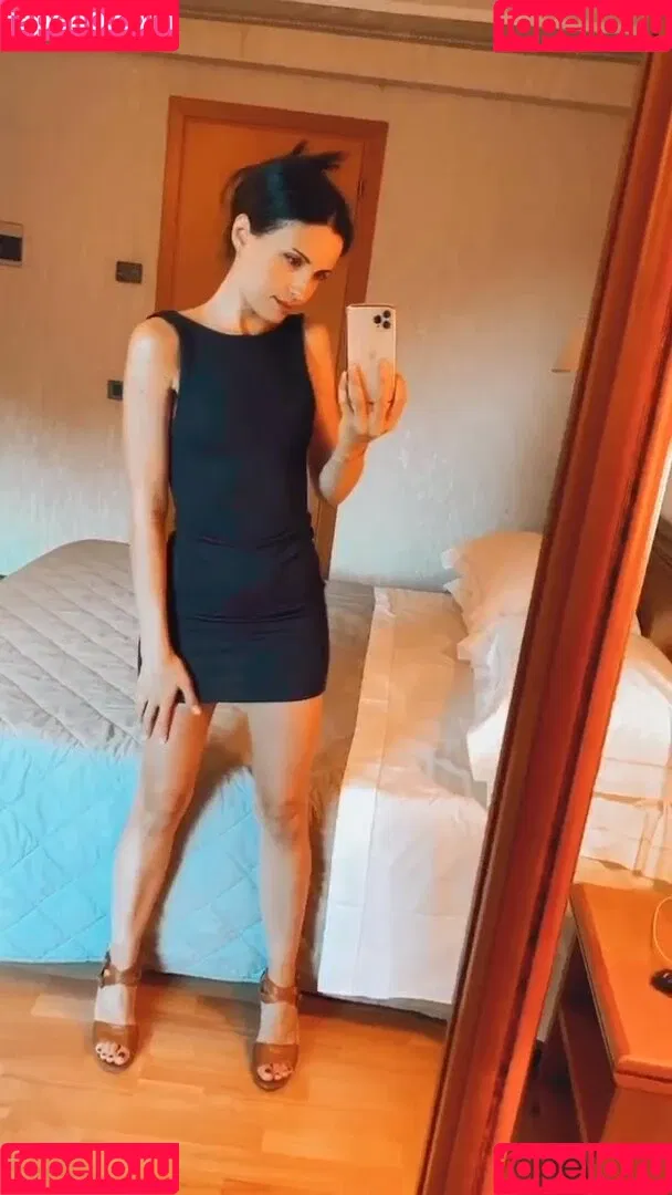 Kafkanya / danilacattani Onlyfans Photo Gallery 
