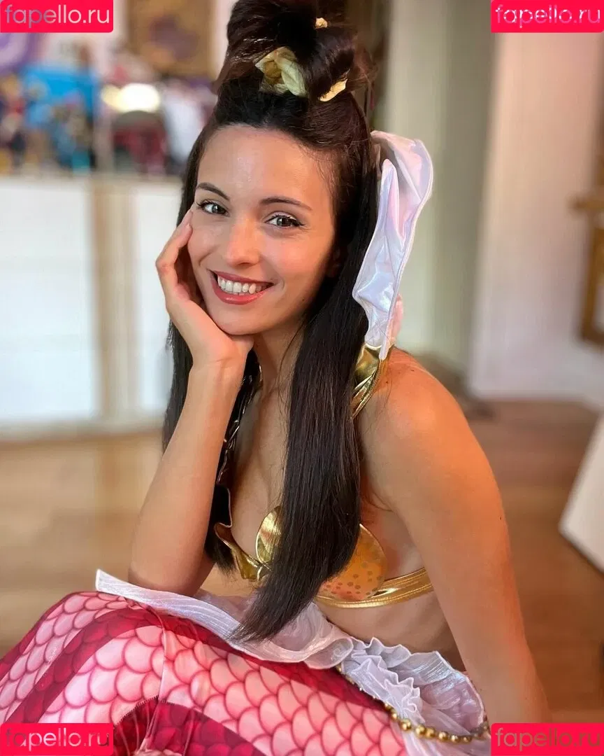 Kafkanya / danilacattani Onlyfans Photo Gallery 