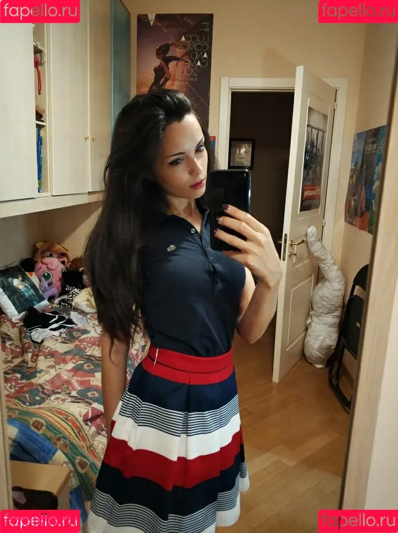 Kafkanya / danilacattani Onlyfans Photo Gallery 