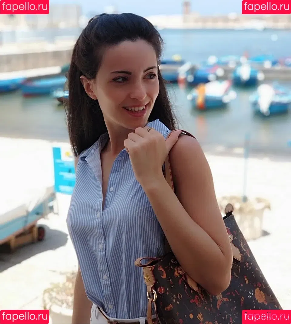 Kafkanya / danilacattani Onlyfans Photo Gallery 