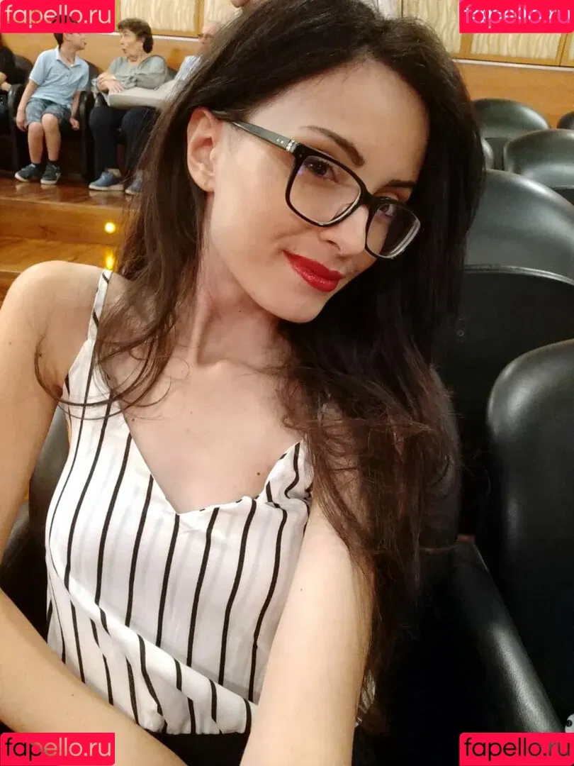Kafkanya / danilacattani Onlyfans Photo Gallery 