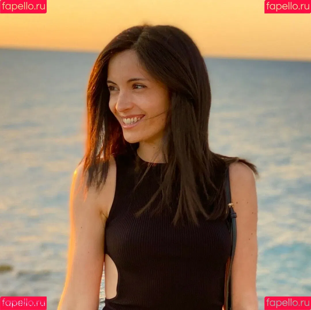 Kafkanya / danilacattani Onlyfans Photo Gallery 