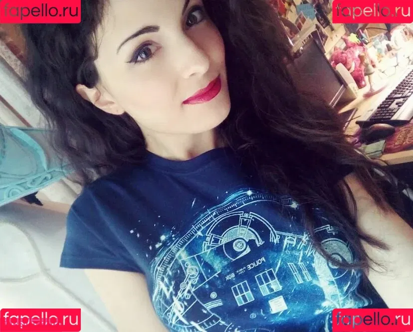 Kafkanya / danilacattani Onlyfans Photo Gallery 