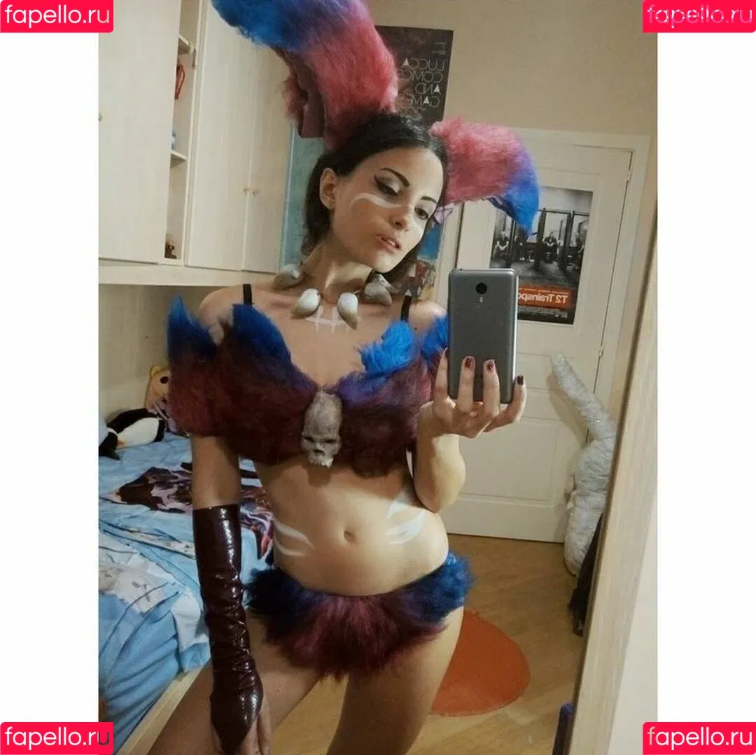 Kafkanya / danilacattani Onlyfans Photo Gallery 