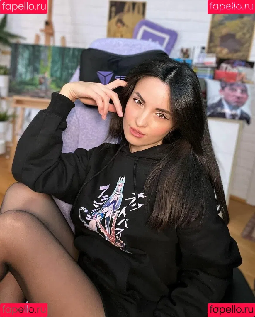 Kafkanya / danilacattani Onlyfans Photo Gallery 