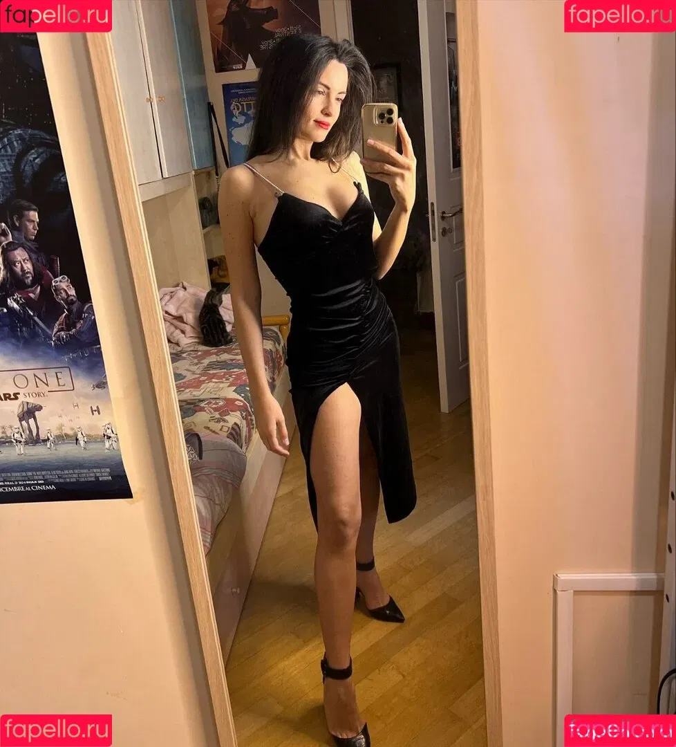 Kafkanya / danilacattani Onlyfans Photo Gallery 
