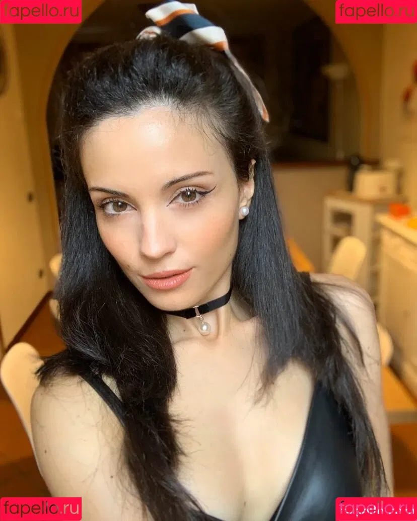 Kafkanya / danilacattani Onlyfans Photo Gallery 
