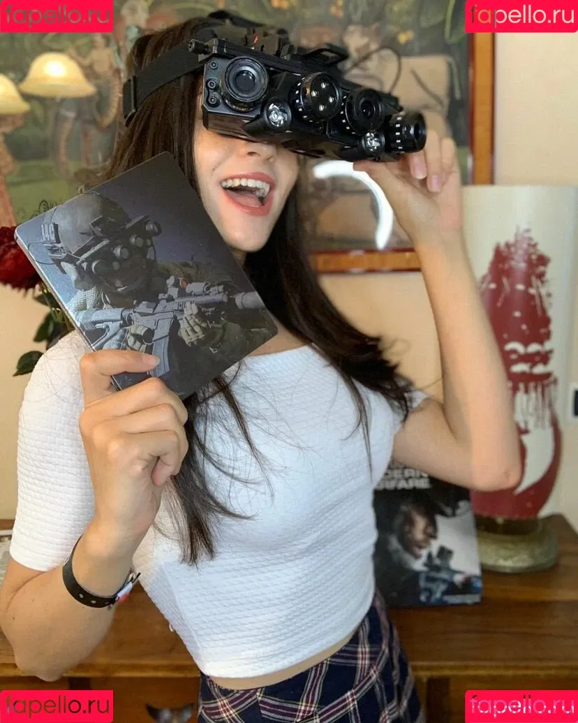 Kafkanya / danilacattani Onlyfans Photo Gallery 