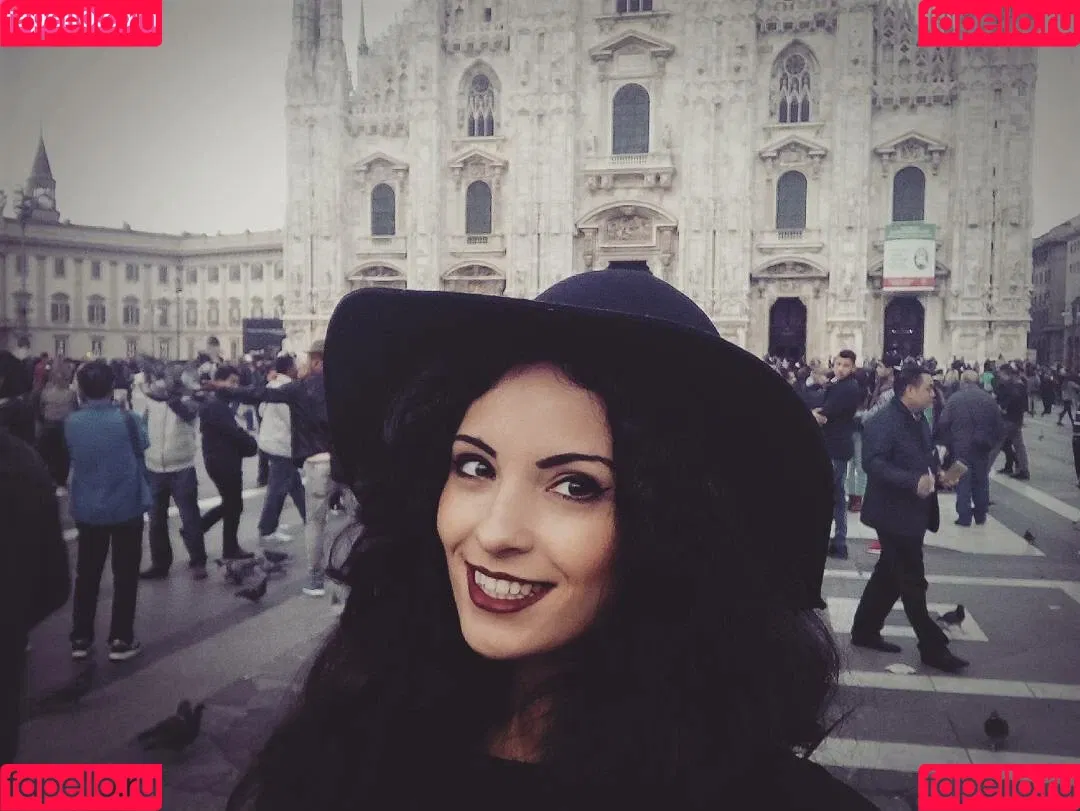 Kafkanya / danilacattani Onlyfans Photo Gallery 