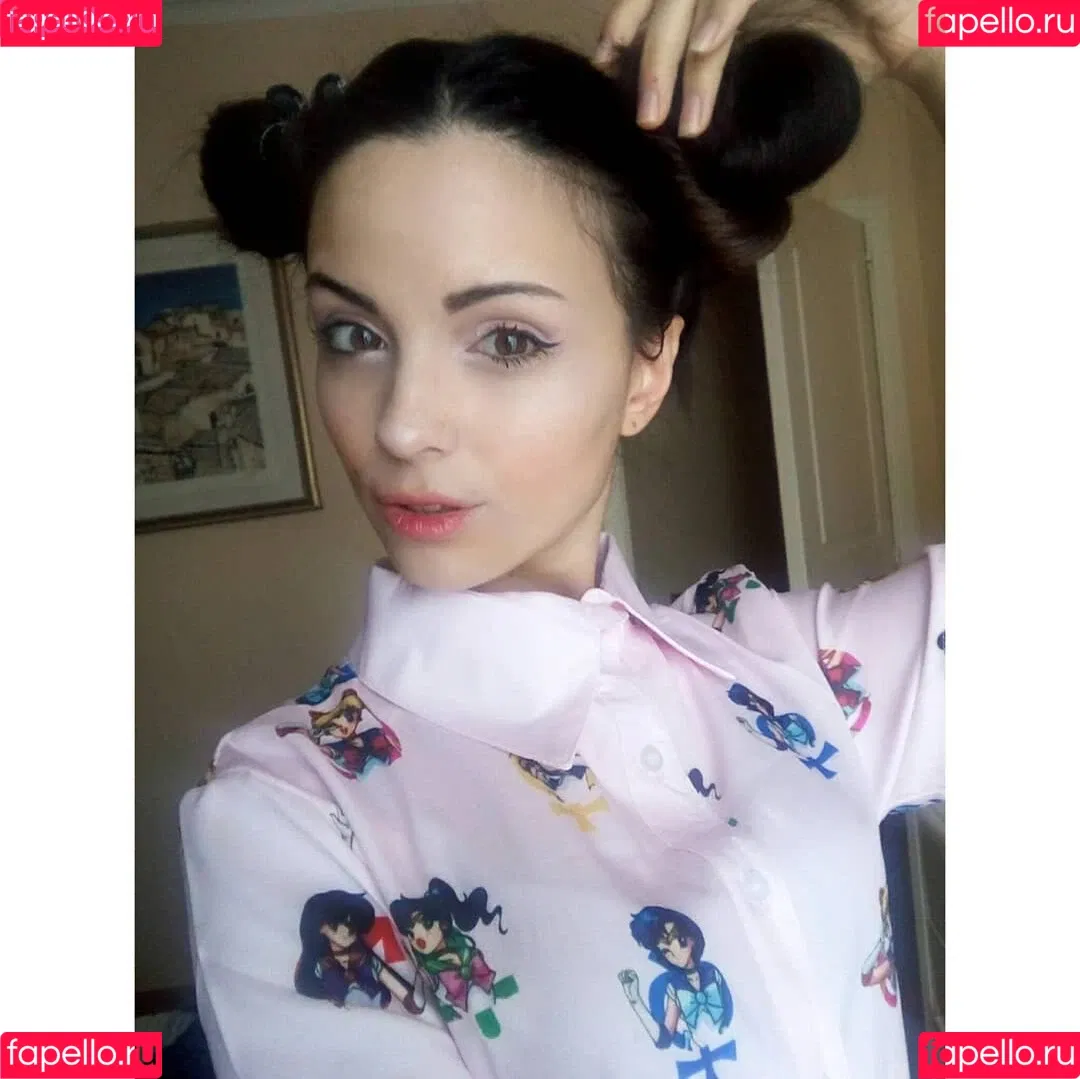 Kafkanya / danilacattani Onlyfans Photo Gallery 
