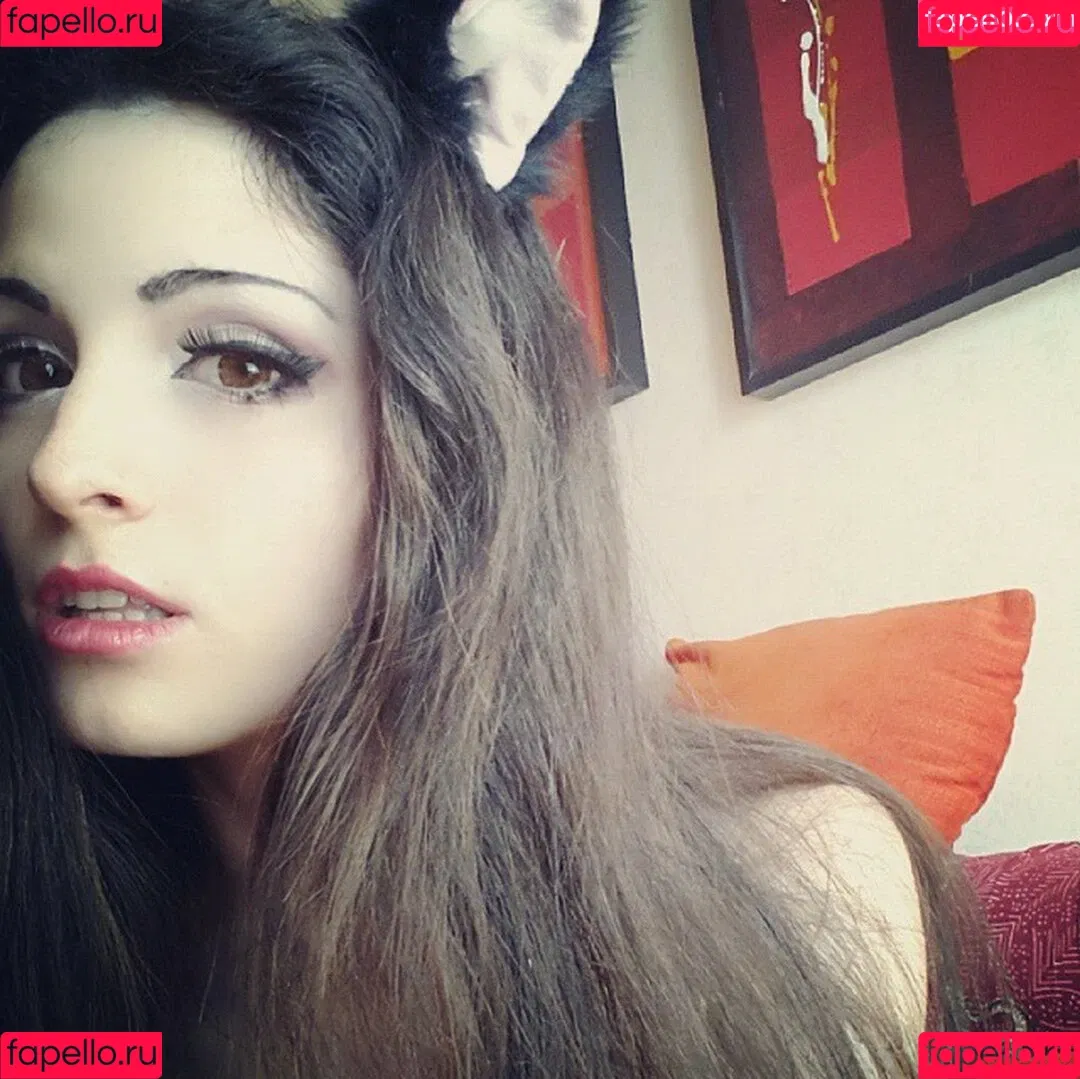 Kafkanya / danilacattani Onlyfans Photo Gallery 