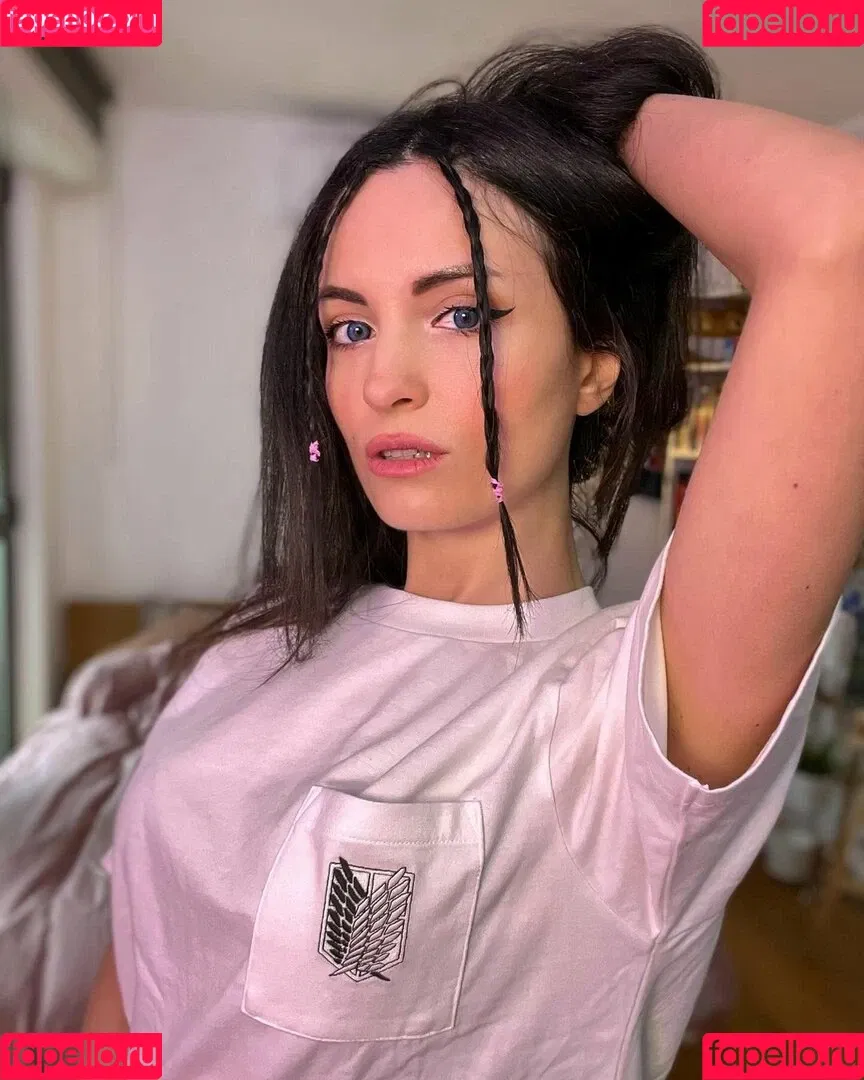 Kafkanya / danilacattani Onlyfans Photo Gallery 