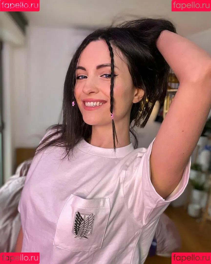 Kafkanya / danilacattani Onlyfans Photo Gallery 
