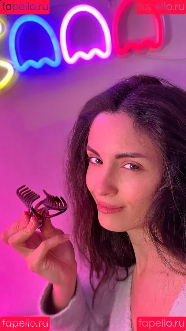 Kafkanya / danilacattani Onlyfans Photo Gallery 