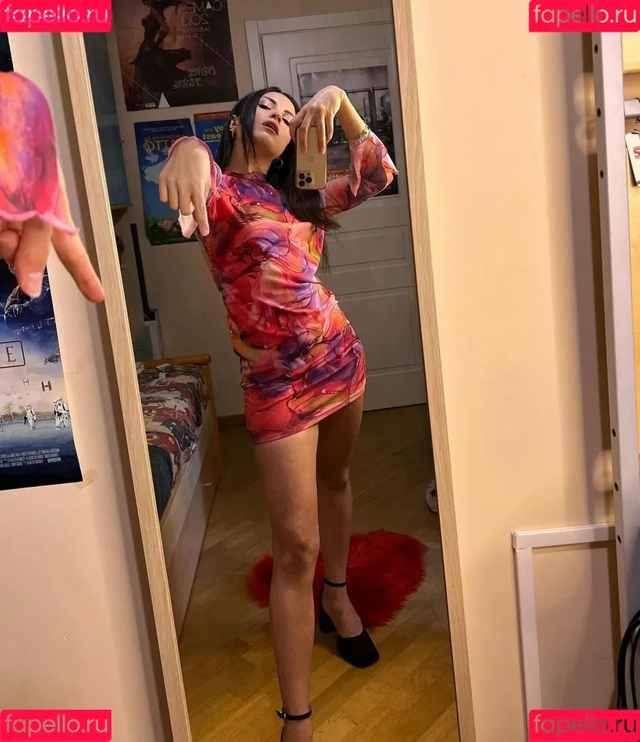 Kafkanya / danilacattani Onlyfans Photo Gallery 