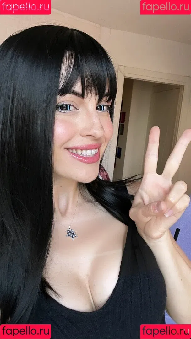 Kafkanya / danilacattani Onlyfans Photo Gallery 