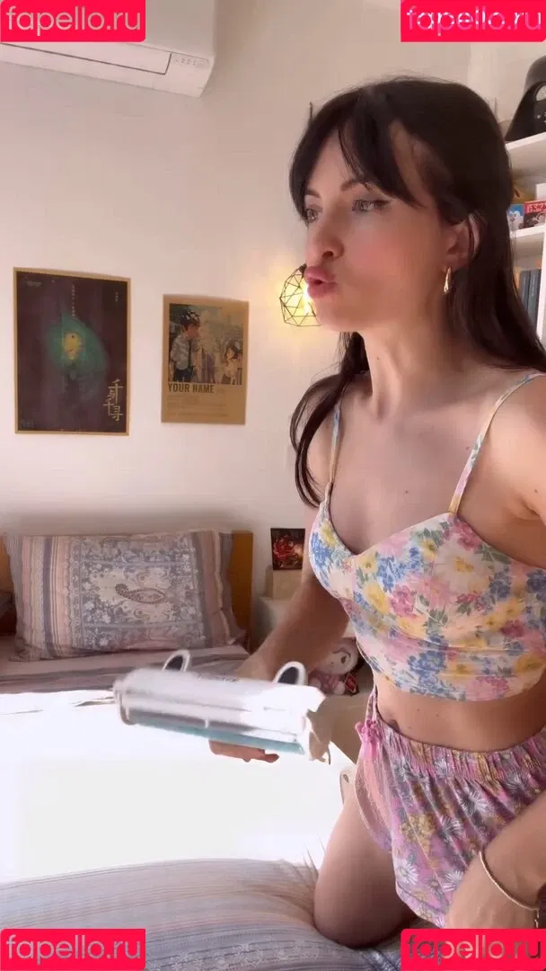 Kafkanya / danilacattani Onlyfans Photo Gallery 