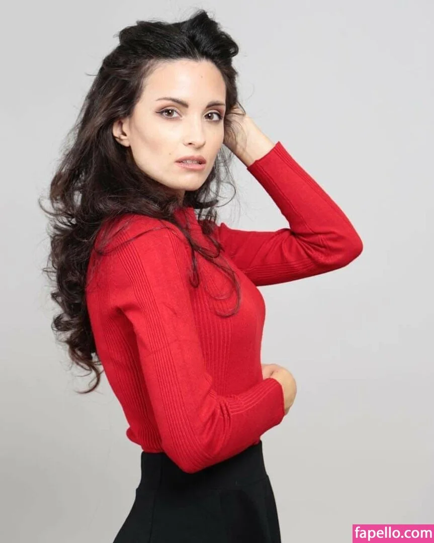 Kafkanya / danilacattani Onlyfans Photo Gallery 