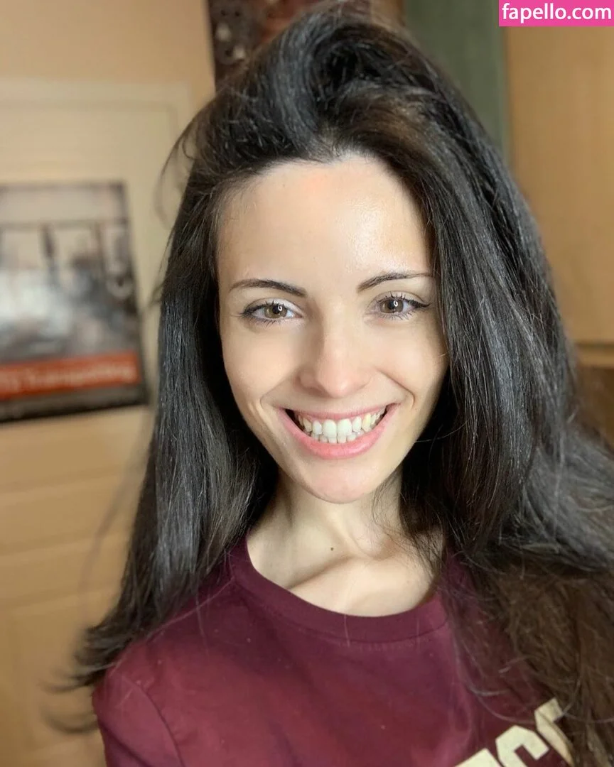 Kafkanya / danilacattani Onlyfans Photo Gallery 