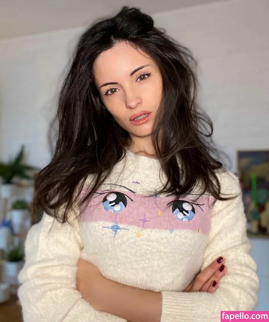 Kafkanya / danilacattani Onlyfans Photo Gallery 