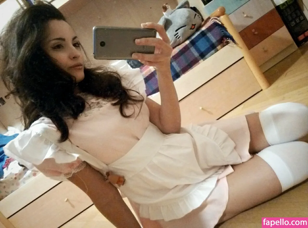 Kafkanya / danilacattani Onlyfans Photo Gallery 