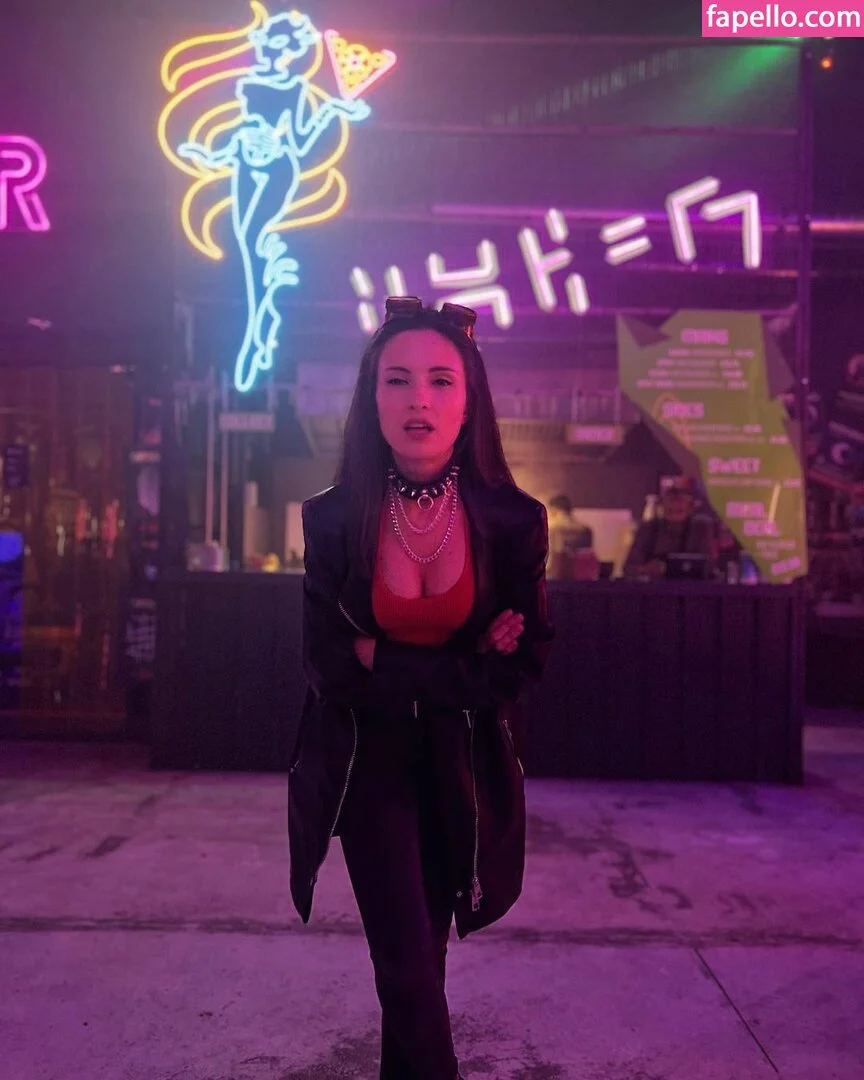 Kafkanya / danilacattani Onlyfans Photo Gallery 